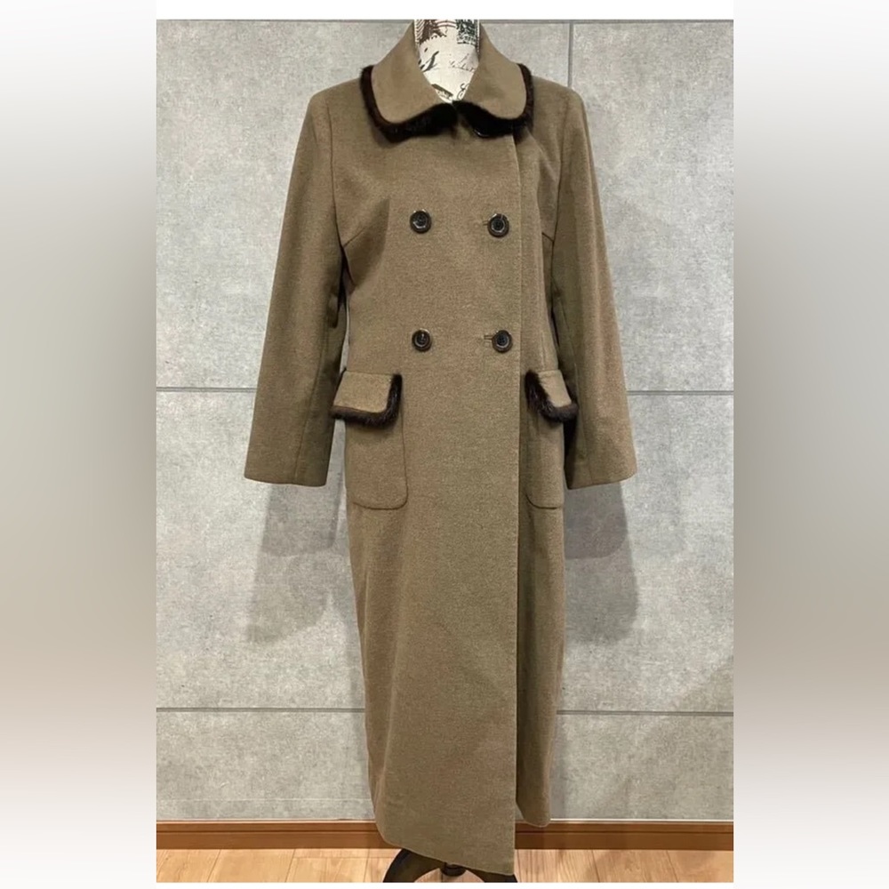 Authentic Loro Piana 100% Cashmere Coat w/ Mink Fur Trim